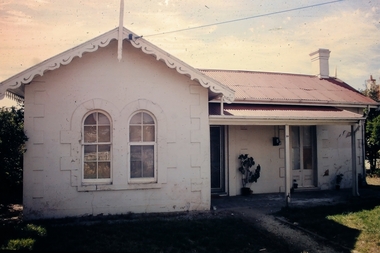 Slide - No 30 McLaren Street Bendigo
