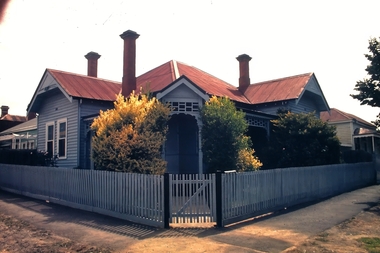 Slide - No 90 Garsed Street Bendigo