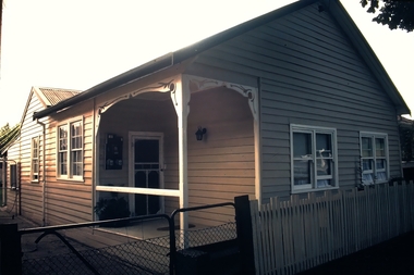 Slide - No 63 Wattle Street Bendigo