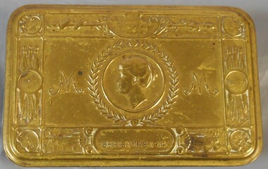 Ephemera - 8577 rectangular brass / tin box issued to allied servicemen Christmas 1914