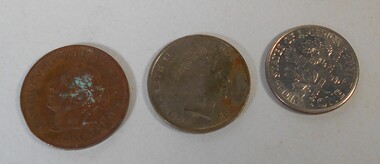 Coin - Three foreign coins