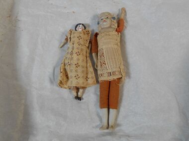 Article - Doll with pigtails
