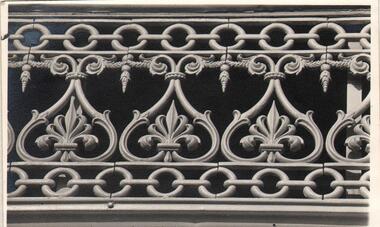 Photograph - Hopeton Hotel in Bendigo