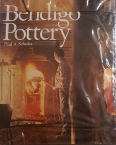 Book - Bendigo Pottery by Paul A. Scholes