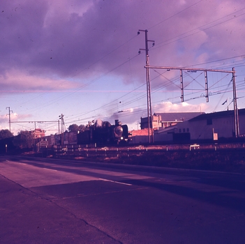 R766 heads out of Melbourne towards Bendigo