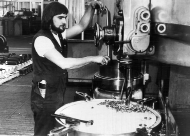 Photograph - Bendigo Munitions Factory (ADI) Photos, Australian Defence Industries (Now THALES AUSTRALIA), c1942-1960s