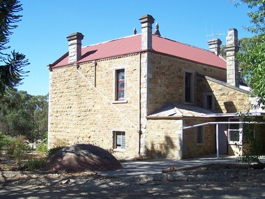 Document - Rocky Vale Beebe House, 2010 to 2015