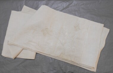 Textile - Linen bedspread set, 1900s