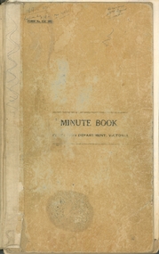 Book - CAMP HILL STATE SCHOOL: MINUTE BOOK, 1958-1970