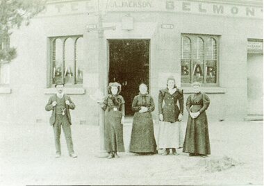 Photograph - BENDIGO HOTEL COLLECTION: BELMONT HOTEL CORNER NEALE AND SKENE STREETS