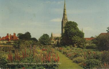 Postcard - POSTCARD WITH PHOTO OF SALISBURY CATHEDRAL FROM THE CANONRY GARDEN