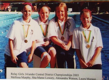 Photograph - VAL CAMPBELL COLLECTION: PHOTOGRAPH OF RELAY GIRLS U14 CENTRAL DISTRICT SWIMMING CHAMPIONSHIPS 2003, 2003