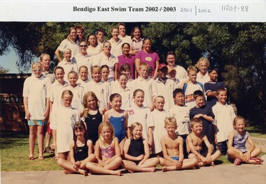 Photograph - VAL CAMPBELL COLLECTION: PHOTOGRAPH OF BENDIGO EAST SWIM TEAM 2001/2002, 2002