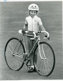 Photograph - BENDIGO ADVERTISER COLLECTION: BIKES, 1994