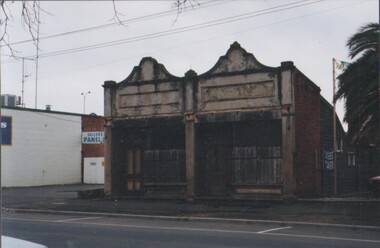 Photograph - ESTELLE HEWSTON COLELCTION: PHOTOGRAPH OF TWO ATTACHED SHOPS / TERRACE BUILDINGS, SAILORS GULLY ROAD, EAGLEHAWK, November 1996