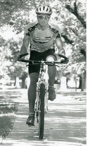 Photograph - BENDIGO ADVERTISER COLLECTION: BIKES, 1994