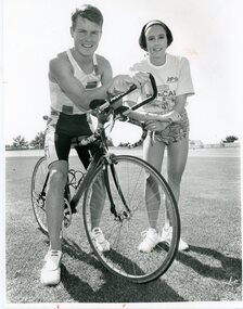 Photograph - BENDIGO ADVERTISER COLLECTION: BIKES, 1994
