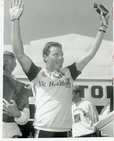Photograph - BENDIGO ADVERTISER COLLECTION: BIKES, 1992