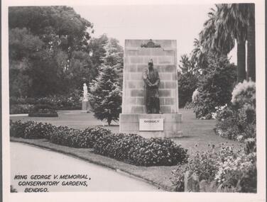 Photograph - BENDIGO VIEWS COLLECTION: KING GEORGE V MEMORIAL