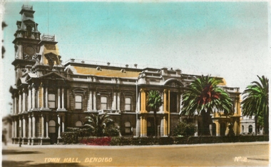 Photograph - BENDIGO VIEWS COLLECTION: TOWN HALL