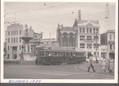 Photograph - BENDIGO VIEWS COLLECTION: ALEXANDRA FOUNTAIN AND TRAM