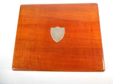 Memorabilia - WOODEN BOX AND ILLUMINATED ADDRESS FOR MRS. ANNA B.F. MUELLER