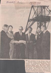 Newspaper - ALBERT RICHARDSON COLLECTION: INSPECTING THE NELL GWYNNE GOLDMINE POPPET HEAD