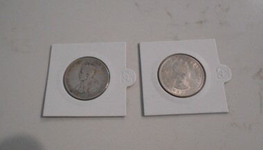 Coin - GRAHAM HOOKEY COLLECTION: VARIOUS FLORINS