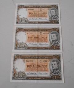 Coin - GRAHAM HOOKEY COLLECTION: 10 SHILLINGS BANKNOTES