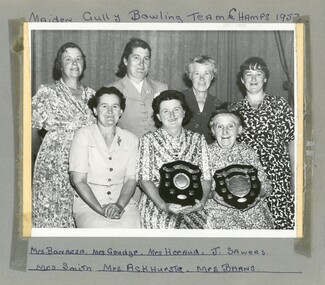 Photograph - MAIDEN GULLY BOWLING TEAM 1957