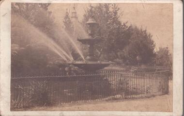 Photograph - FOUNTAIN IN ROSALIND PARK