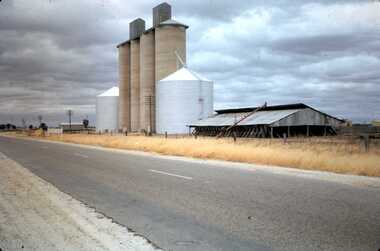 Slide - MOUAT CRAWFORD COLLECTION: FARMING IN THE WIMMERA, c1963