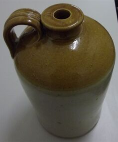 Container - HARRIS COLLECTION: CERAMIC JAR WITH HANDLE