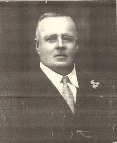 Photograph - LONG GULLY HISTORY GROUP COLLECTION: BEN WILLIAMS