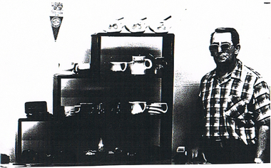 Document - LONG GULLY HISTORY GROUP COLLECTION: NORM SHARPLES LONG GULLY HAIRDRESSER