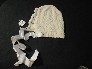 Clothing - BABY CLOTHES COLLECTION: BABY BONNET, Early 1940's