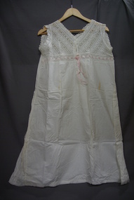 Clothing - CREAM COLOURED COTTON SLEEVELESS NIGHTDRESS