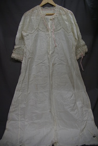 Clothing - CREAM COLOURED LAWN NIGHTDRESS
