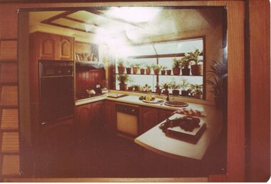 Photograph - CASTLEMAINE GAS COMPANY COLLECTION: PHOTO SHOWROOM