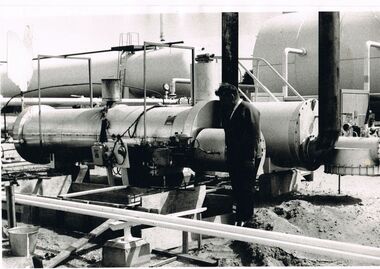 Photograph - CASTLEMAINE GAS COMPANY COLLECTION: PHOTO BUILDING SITE, 1971