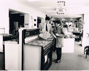 Photograph - CASTLEMAINE GAS COMPANY COLLECTION: PHOTO PEOPLE