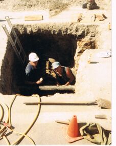 Photograph - CASTLEMAINE GAS COMPANY COLLECTION: PHOTO WORKER IN TRENCH