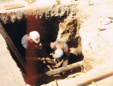 Photograph - CASTLEMAINE GAS COMPANY COLLECTION: PHOTO WORKER IN TRENCH