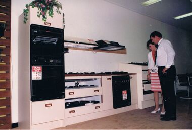 Photograph - CASTLEMAINE GAS COMPANY COLLECTION: PHOTO SHOWROOM