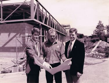 Photograph - CASTLEMAINE GAS COMPANY COLLECTION: PHOTO BUILDING SITE