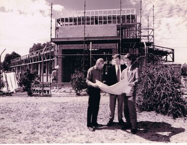 Photograph - CASTLEMAINE GAS COMPANY COLLECTION: PHOTO PEOPLE