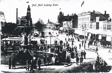 Photograph - DILLON-SHALLARD COLLECTION: PHOTO OF PALL MALL LOOKING EAST