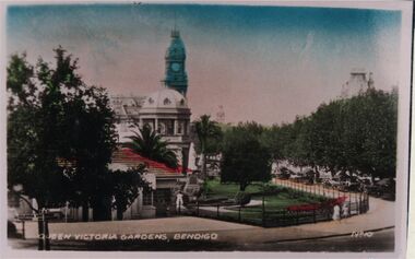 Photograph - VICTORIA GARDENS BENDIGO