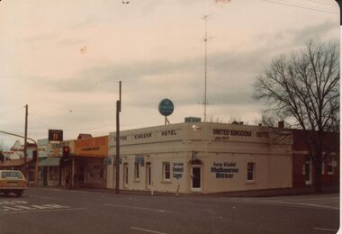 Photograph - BENDIGO HOTEL COLLECTION: UNITED KINGDOM HOTEL, GOLDEN SQUARE