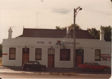 Photograph - BENDIGO HOTEL COLLECTION:  ROSE OF AUSTRALIA HOTEL